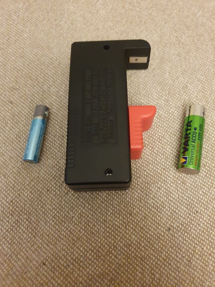 Tester baterii/acumulatori