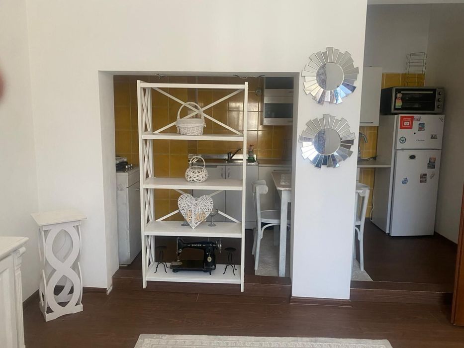 Inchiriez apartament 3 camere ultracentral Predeal