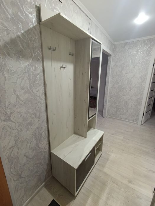 Продам прихожую и шкаф