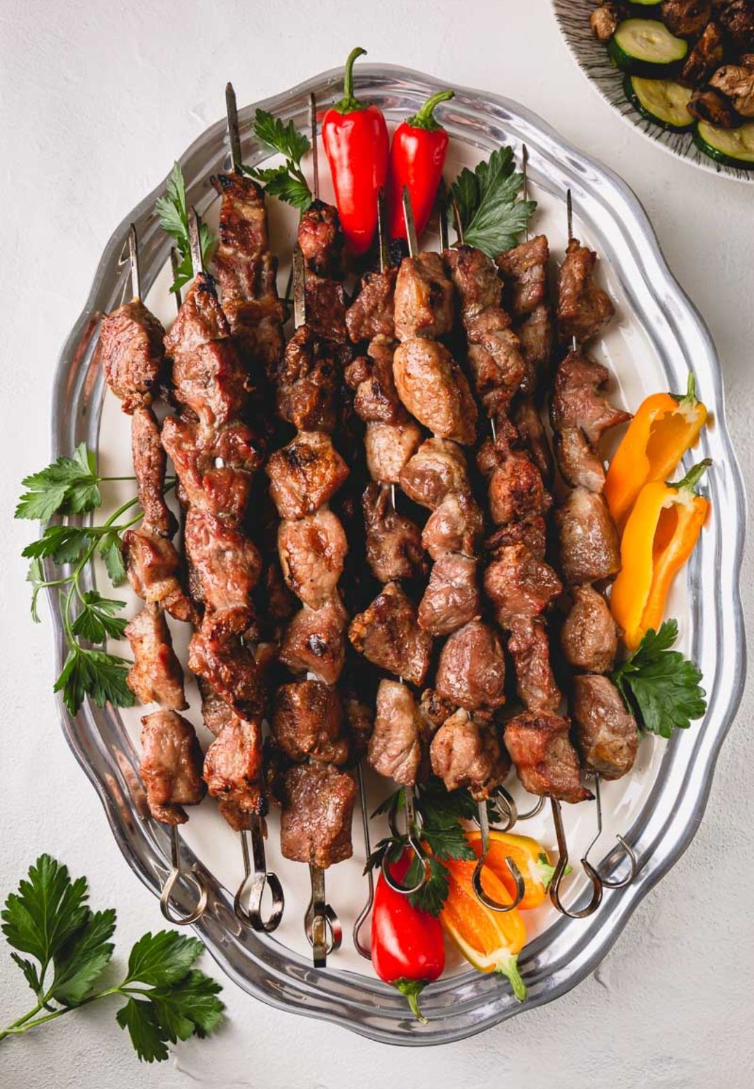 Shashlik tovuq dastafka bor