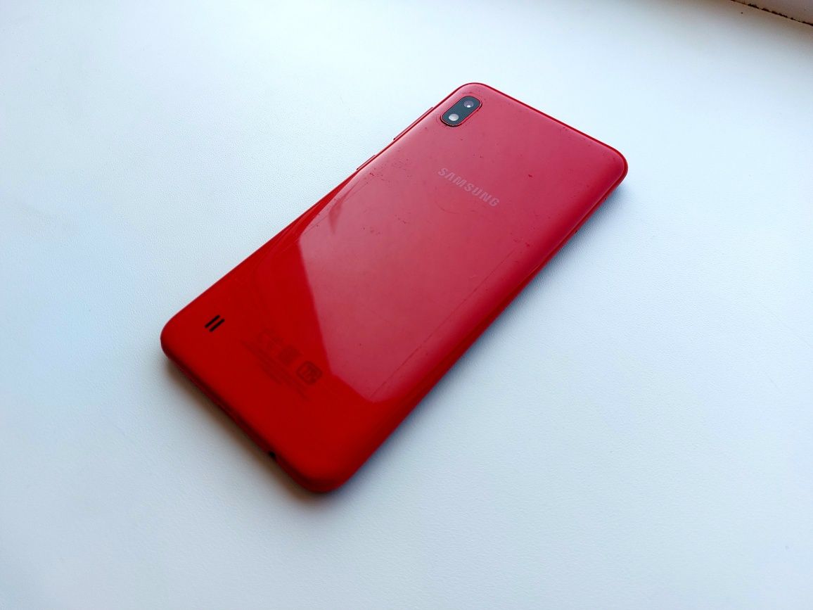 Samsung A10 В отличном состояний!