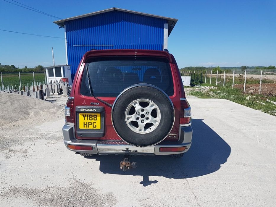 Dezmembrez mitsubishi pajero shogun 3.2 di-d 4m41 cutie automata
