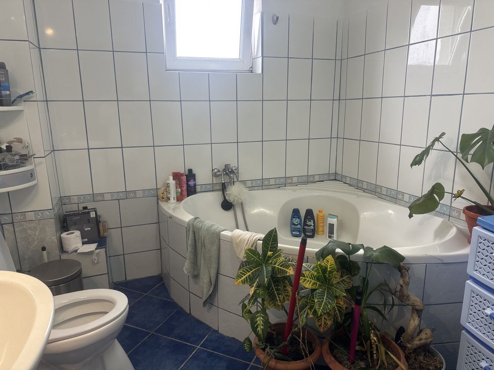 Apartament de inchiriat pe termen lung