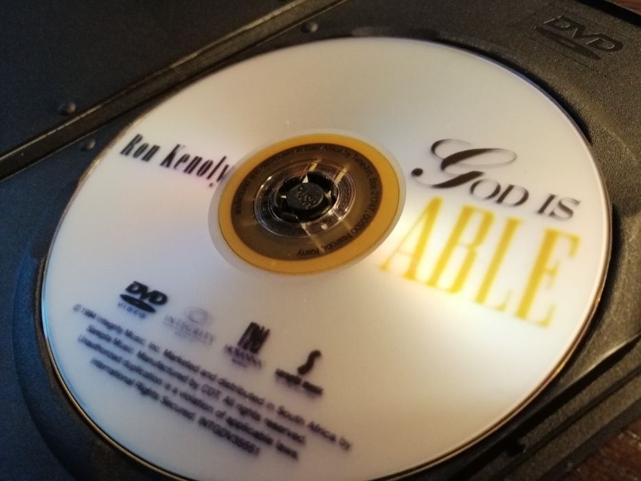 ”God Is Able”, 1994 - с Рон Кеноли - DVD