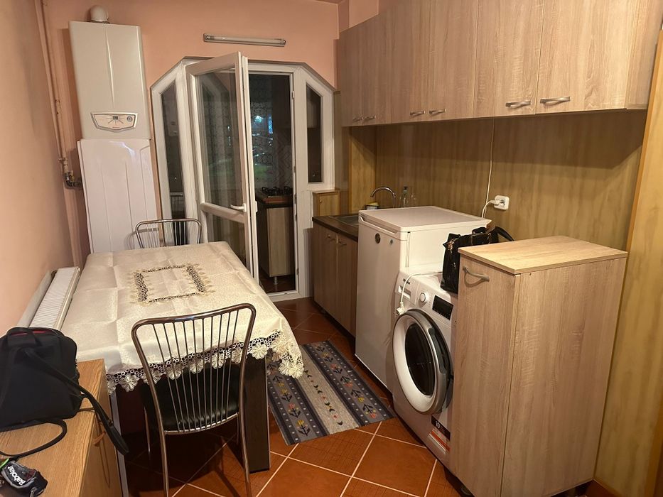 Închiriez garsoniera in Petrila