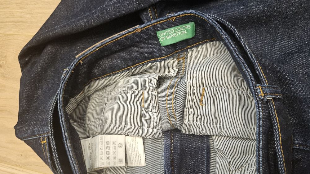 Оригинални дънки Benetton