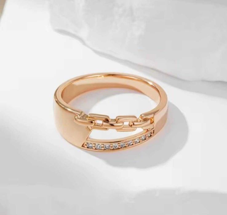 GR109, inel placat aur 14k,nou/marcat,unisex, zirconii albe,deosebit