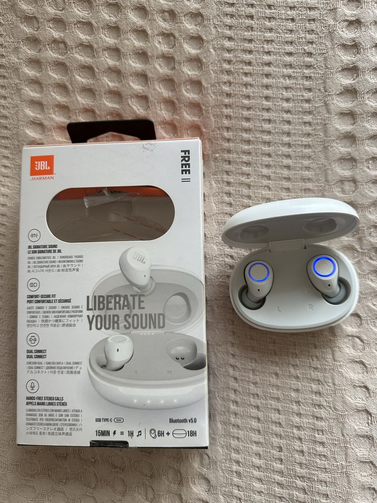 Наушники JBL FREE II