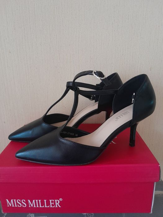 Туфли новые рр 36