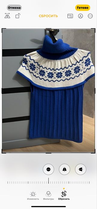 Красивые блузки и безрукавки.