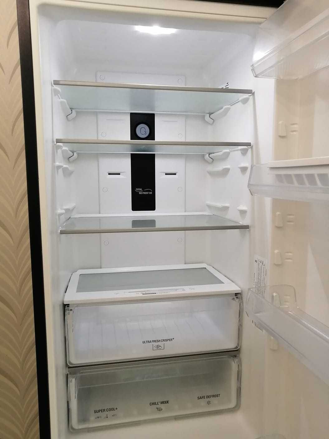 Продам холодильник Hotpoint-Ariston