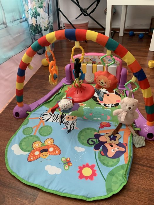 Saltea de activitati bebelus