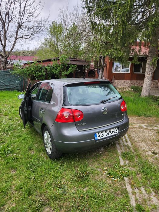 Vînd golf5 2007 cu gpl de fabrică