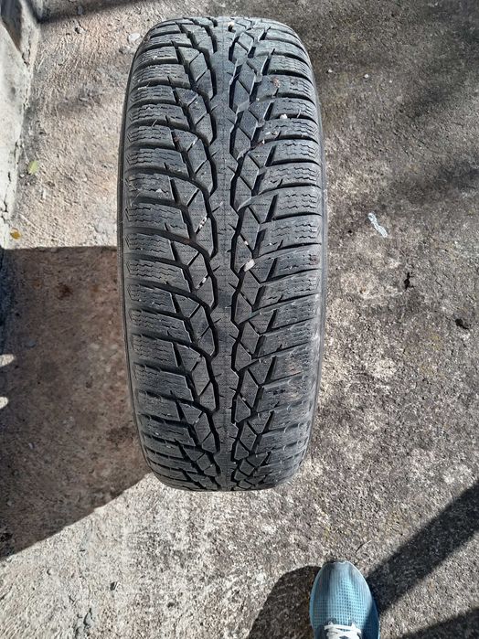 Зимни гуми 195/65/15 Nokian с джанти 15 '5х100 ползвани един сезон.