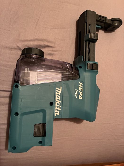 Aspirator rotopercutor makita DX09