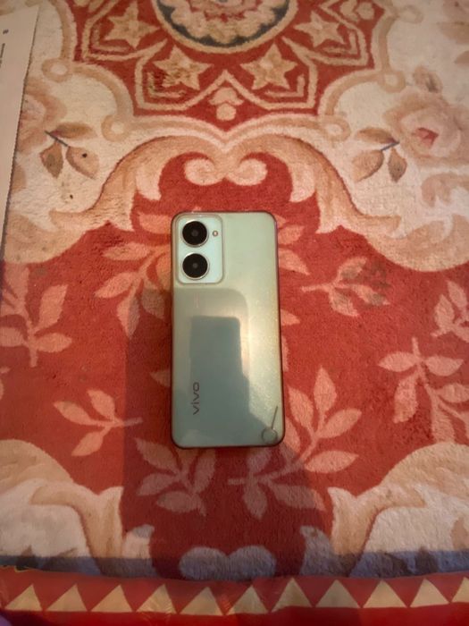 Vivo Y03 зелёный