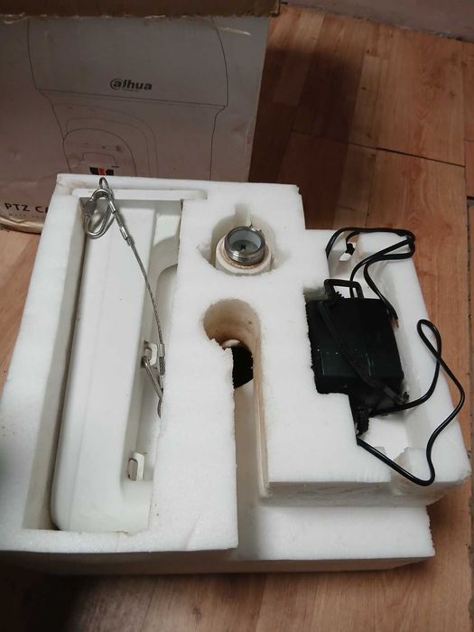 IP камера SD10A248V-HNI 2MP Starlight PTZ използвана