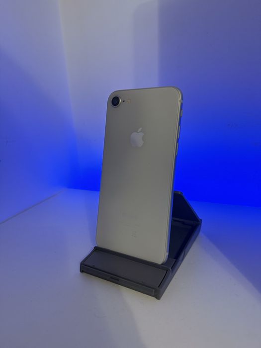 vand iphone 8 256gb