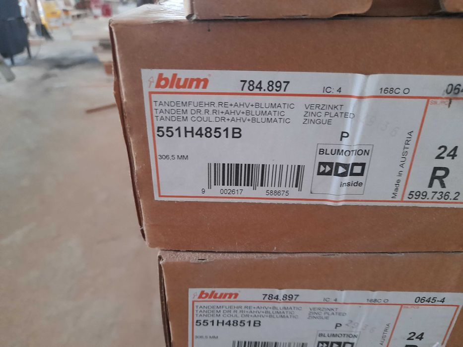 Glisiere cu extractie totala si partiala cu amortizare blum