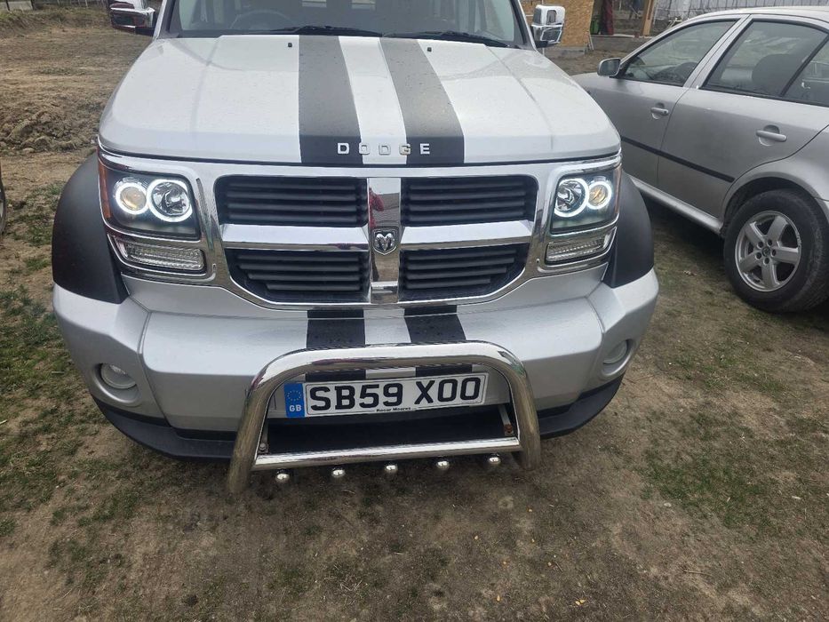 Dodge Nitro SXT CRD 2010, Diesel, 177 CP, 5 Locuri, 2777 cm³