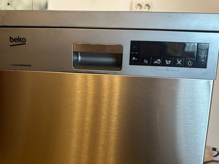 Masina de spalat vase beko