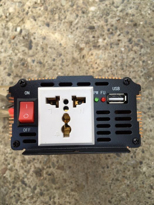Invertor de curent 1000W -24V- ( tir,auto)