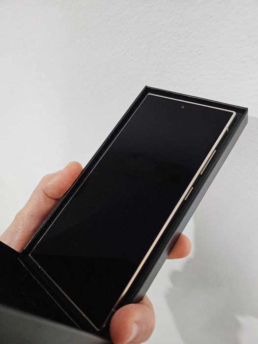 Samsung Galaxy S24 Ultra, 512 gb, nou la cutie, Garantie.