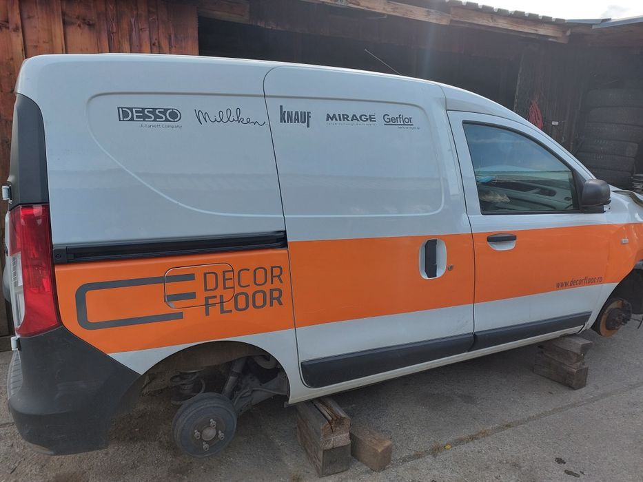 Usa dokker fata spate 2013 2020