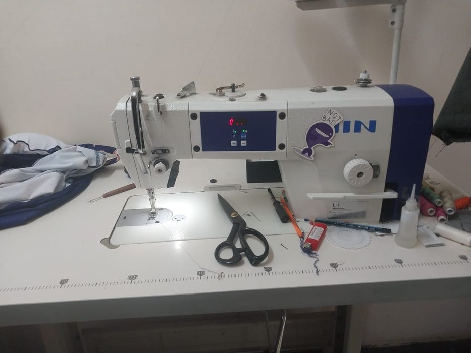 Продам производственную швейную машинку