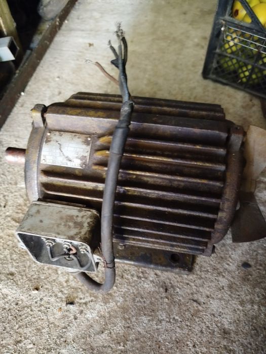 Ел.мотор 2.2kw,обороти 1430