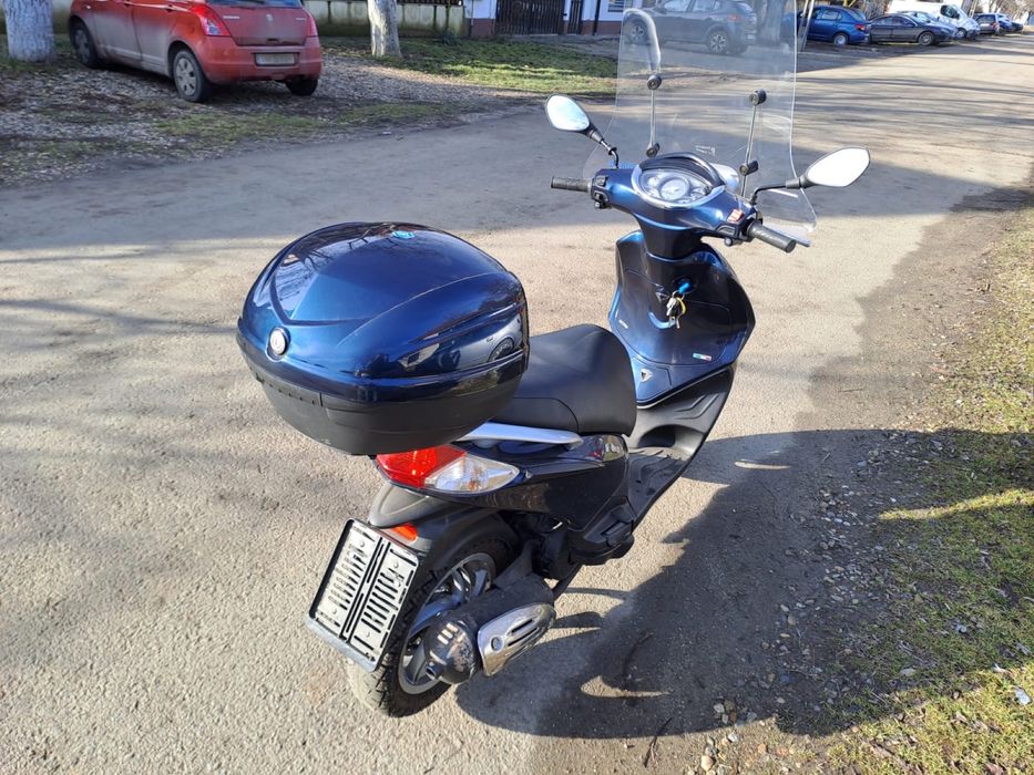 Piaggio fly 2013