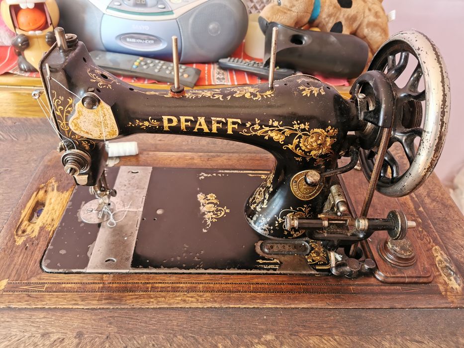 Masina de cusut Pfaff