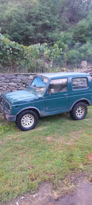 De vânzare Suzuki Samurai sj410.