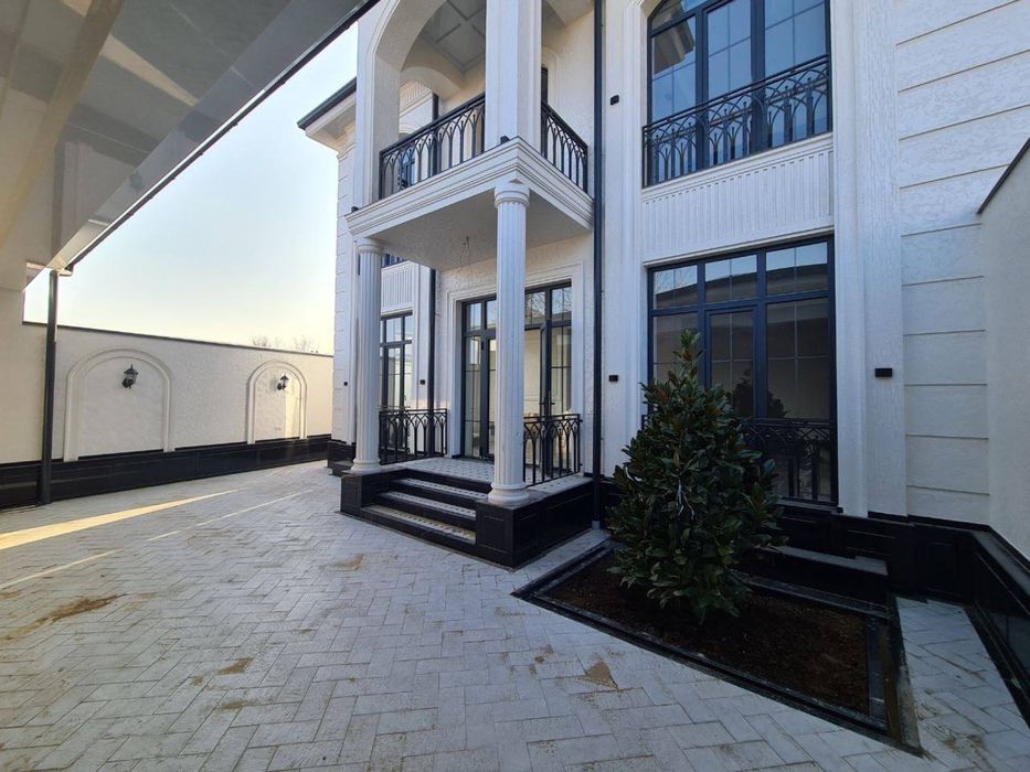 Продается евродом 3 сотки Циалковского с новым ремонтом