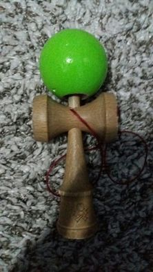 Vand kendama originala !