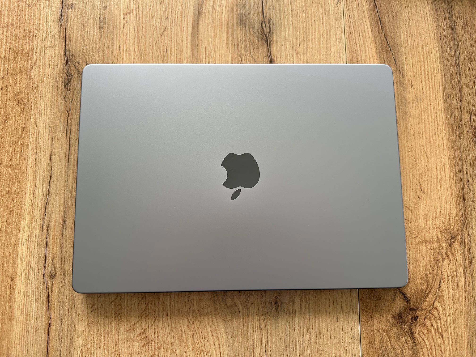 MacBook Pro 14" M3 8-CPU, 10-GPU, 24GB RAM, 512SSD,ГАРАНЦИЯ