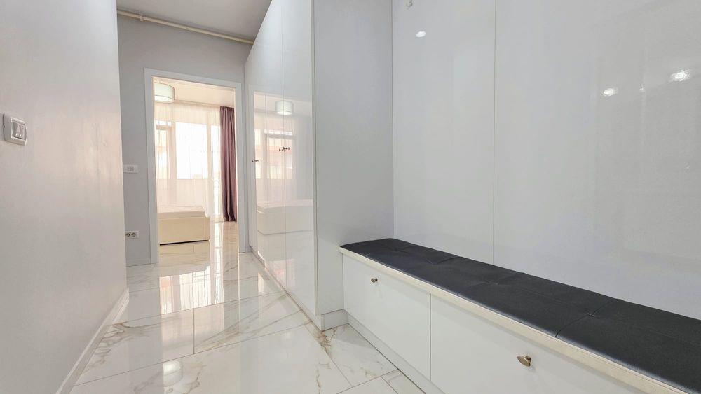 Proprietar închiriez apartament 3 camere Micalaca Malul Mureșului Arad