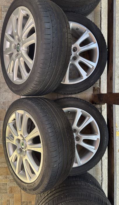 Jante R17 Originale Skoda Anvelope foarte bune 225/45