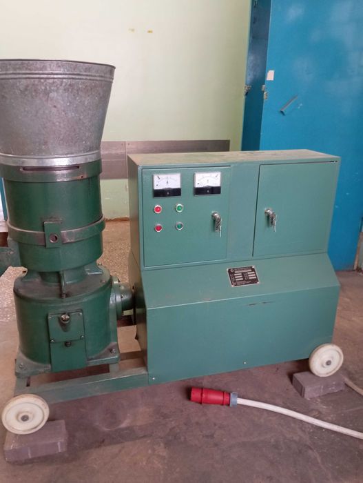 Пресс для производства гранул + Дробилка. б/у