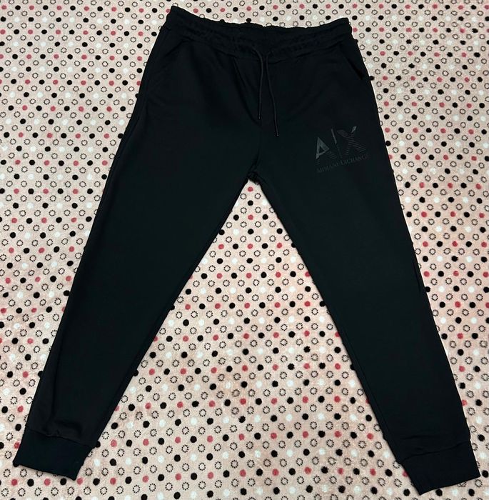 Vând trening nou Armani Exchange