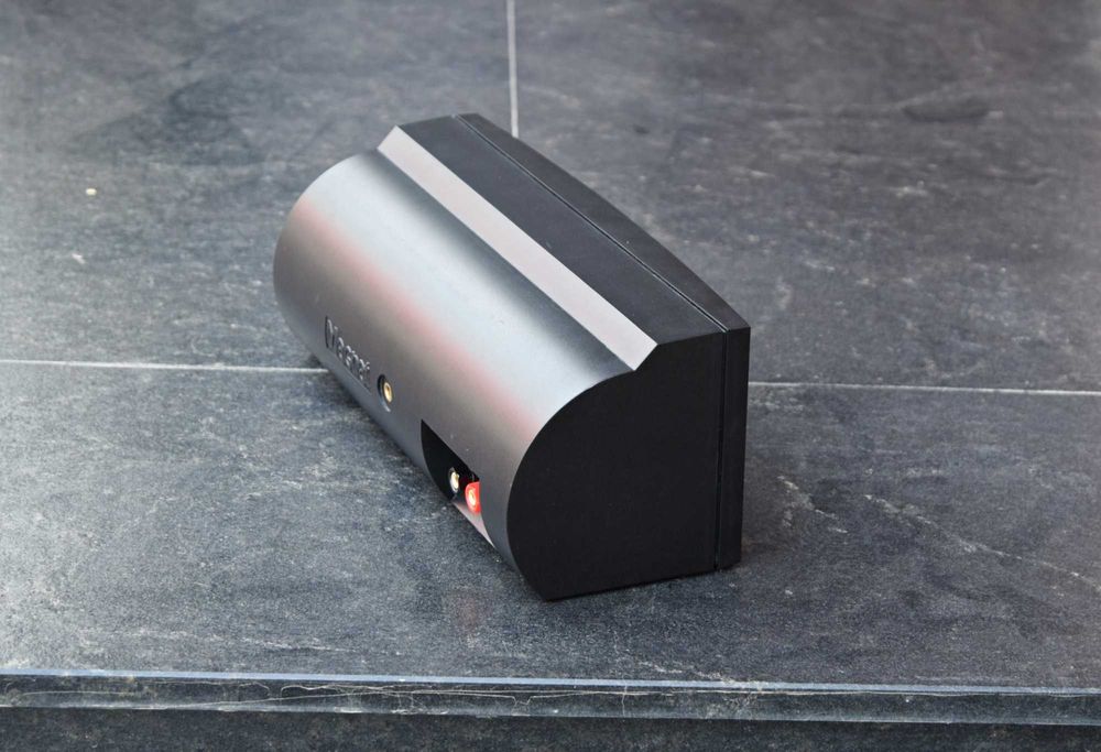 Boxa centru Magnat Integra Center