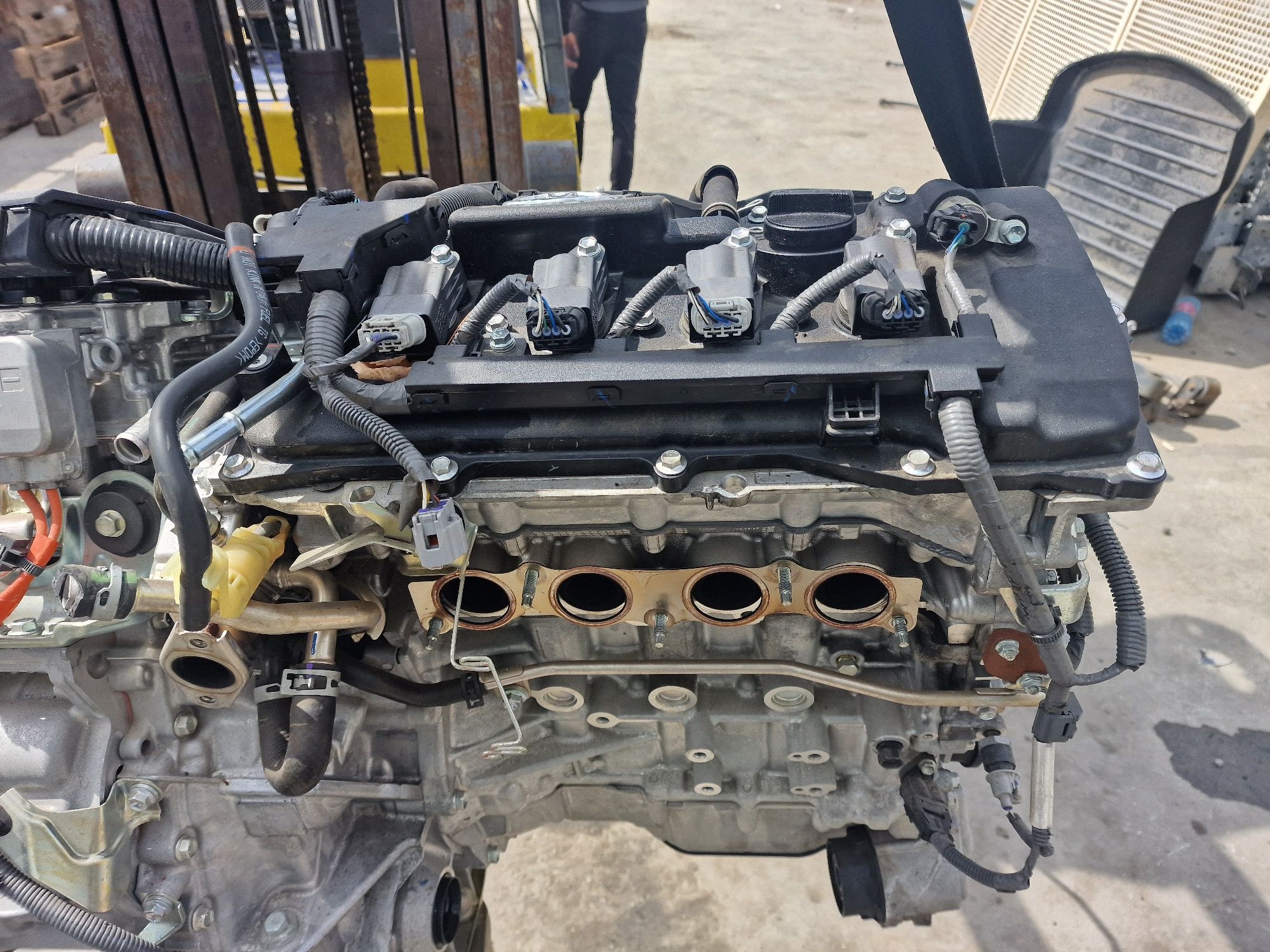 Motor 1.8 hybrid W2ZR-W22U toyota chr c-hr 2018