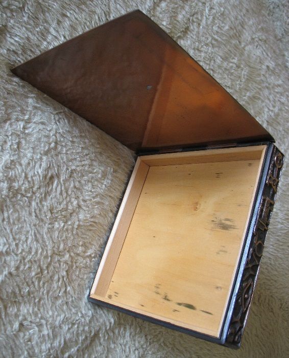 Метална декоративна кутия за бижута