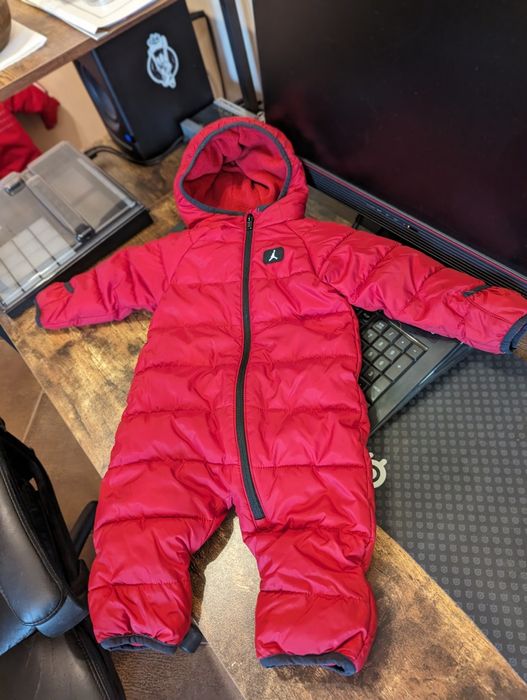 Детски космонавт NIKE AIR JORDAN 62-68 см.