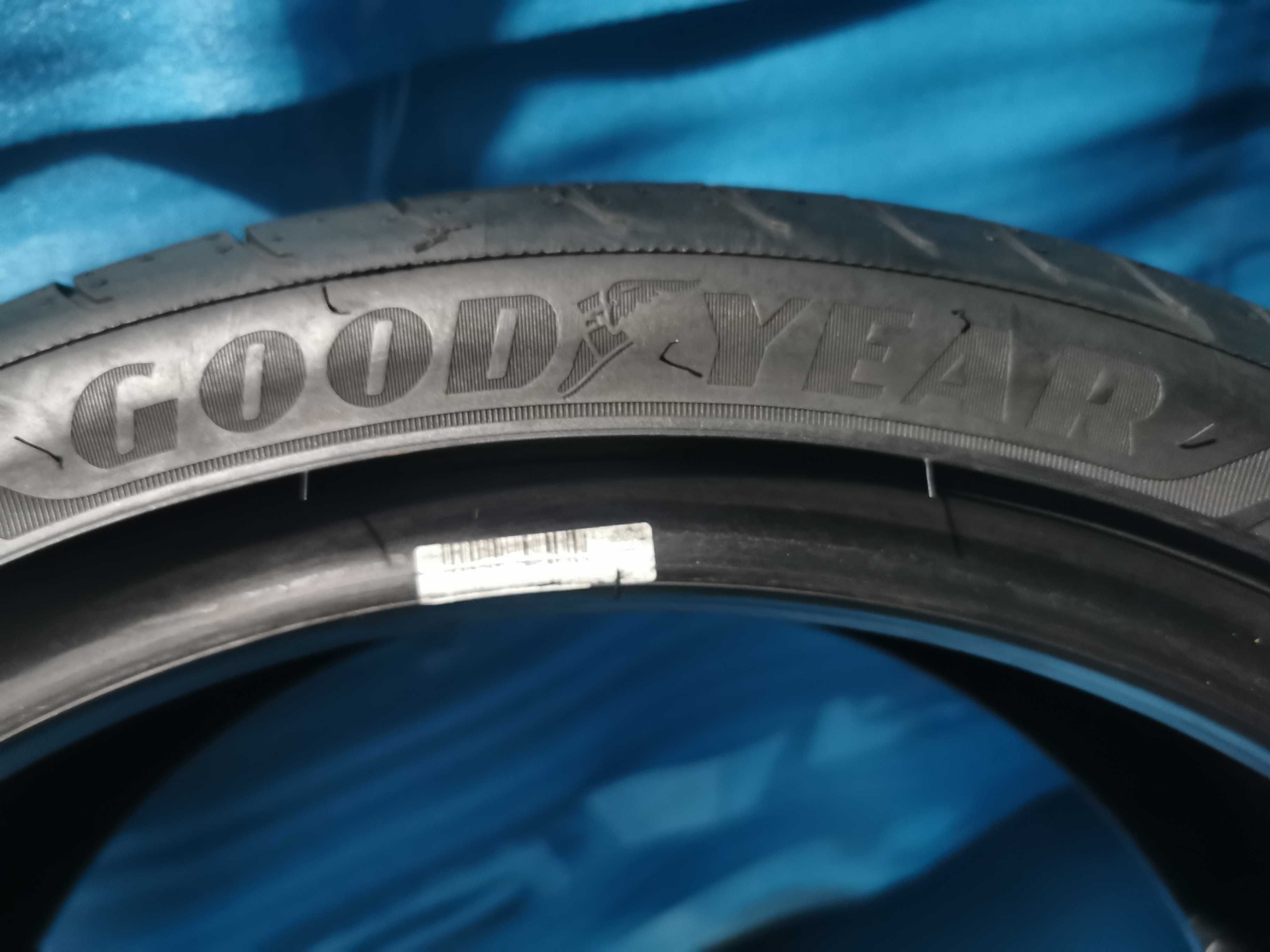 anvelope vara 225 40 18 goodyear 4 buc