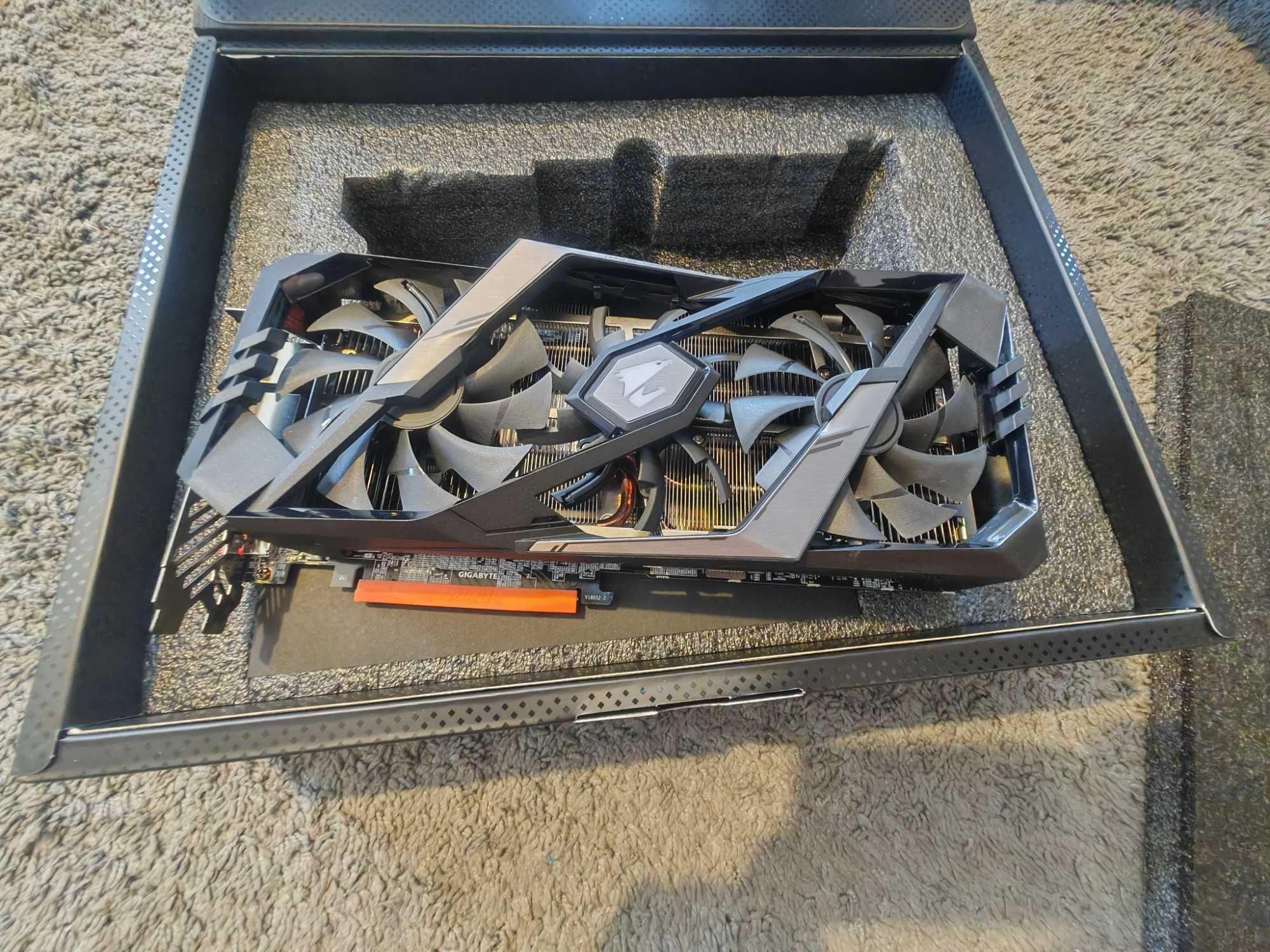 Видео карта GIGABYTE AORUS RTX 2080 Ti XTREME, 11GB, GDDR6, 325-bit
