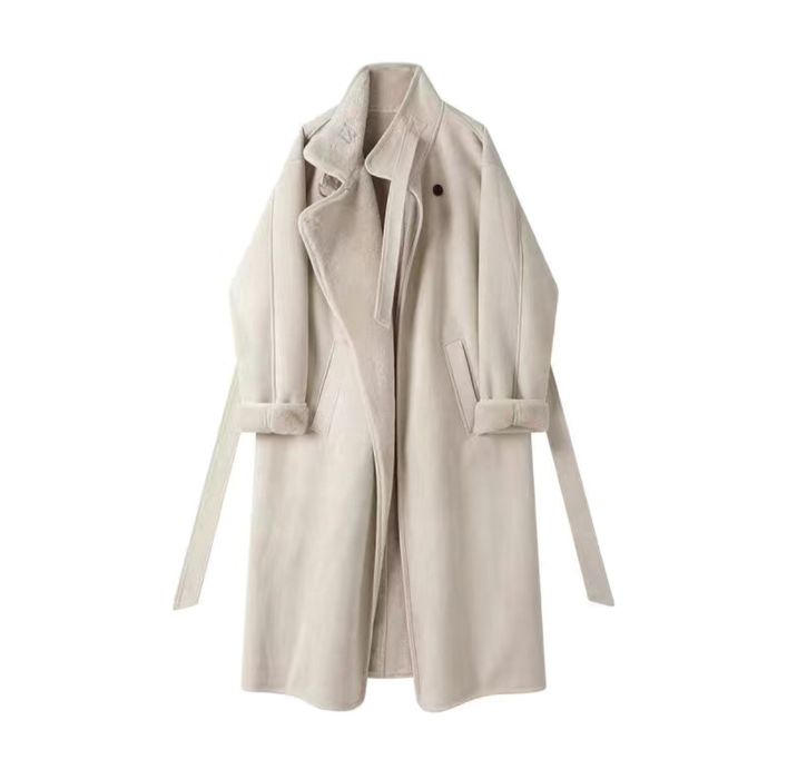 Абсолютно новая дубленка