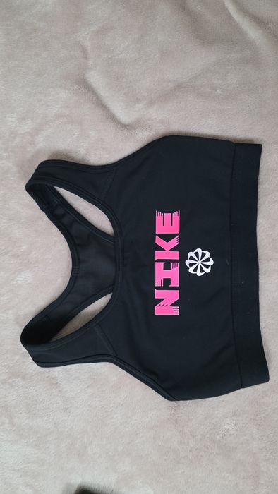 Спортни дрехи Nike