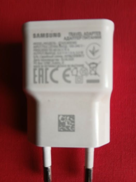 Продам  зарядное устройств для смартфона SAMSUNG A - 10 - 600тн.