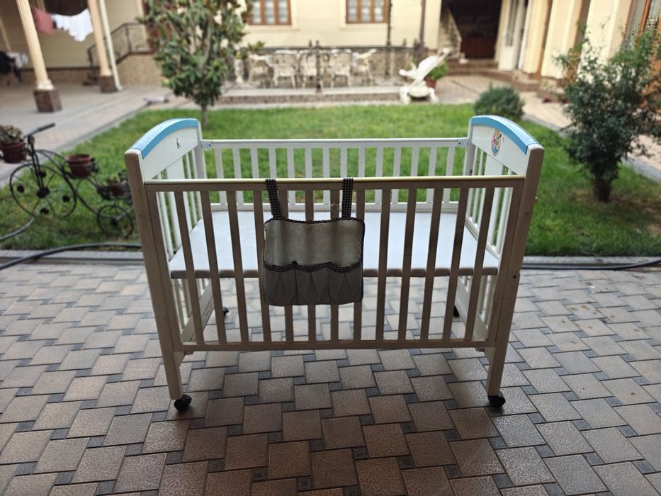 Детская кроватка б/у